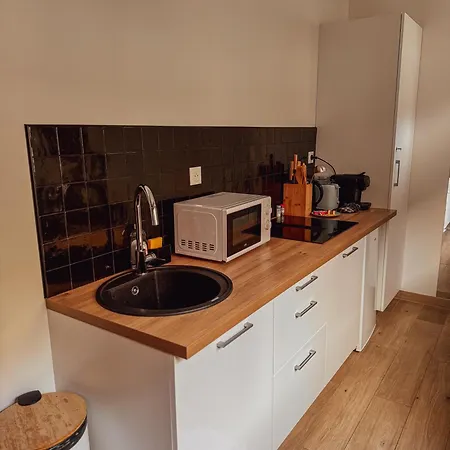 Jacuzzi Prive, Sauna & Design Chic * Remeš