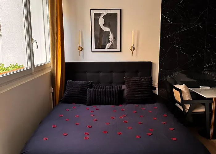 דירה Jacuzzi Prive, Sauna & Design Chic *